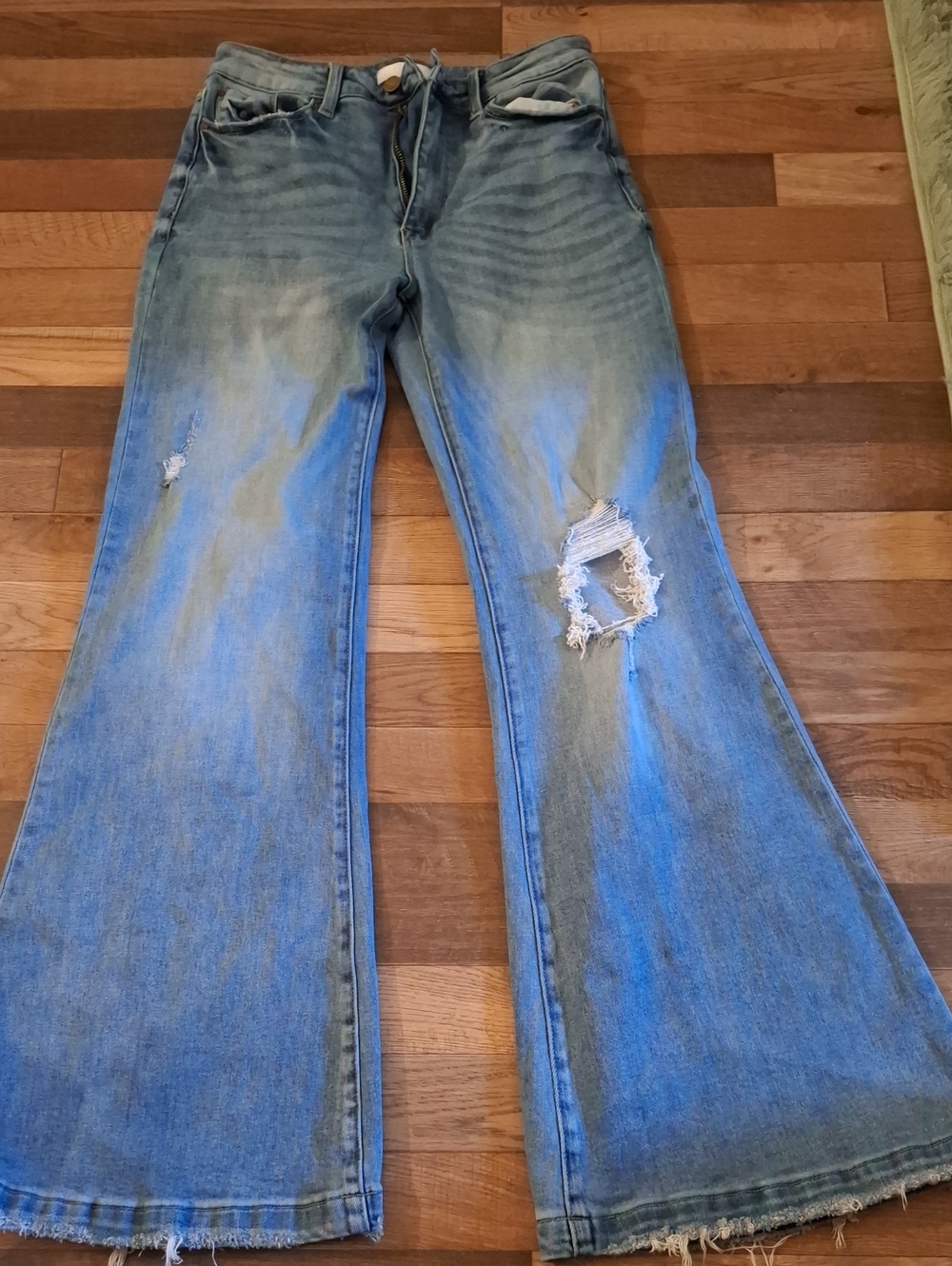 Petra 153 Women’s Light Blue Distressed Flared Jeans
